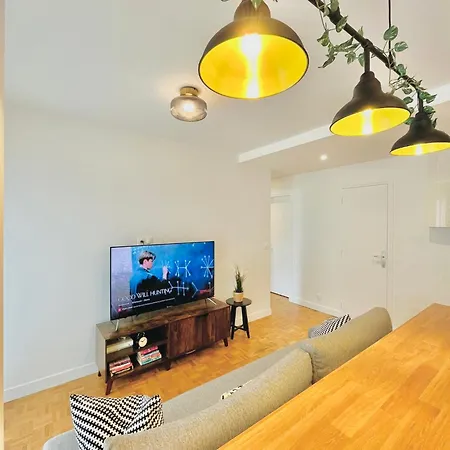 Defense-2rooms-forwork-balcony-freeparking Apartment Courbevoie